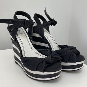 Black and white striped wedges